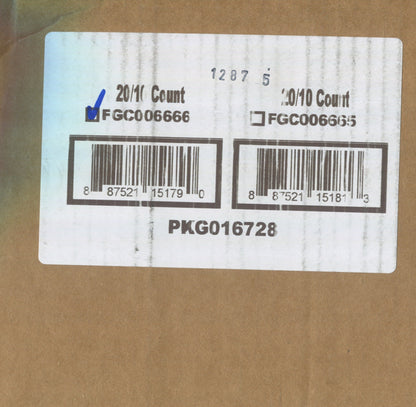 2025-26 Topps Basketball Holiday Mega, 20 Box Case